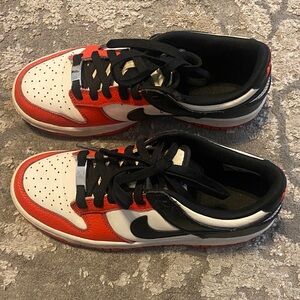 Nike Dunk Low (big kids) - red, white and black